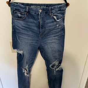 American Eagle DISTRESSED jeans